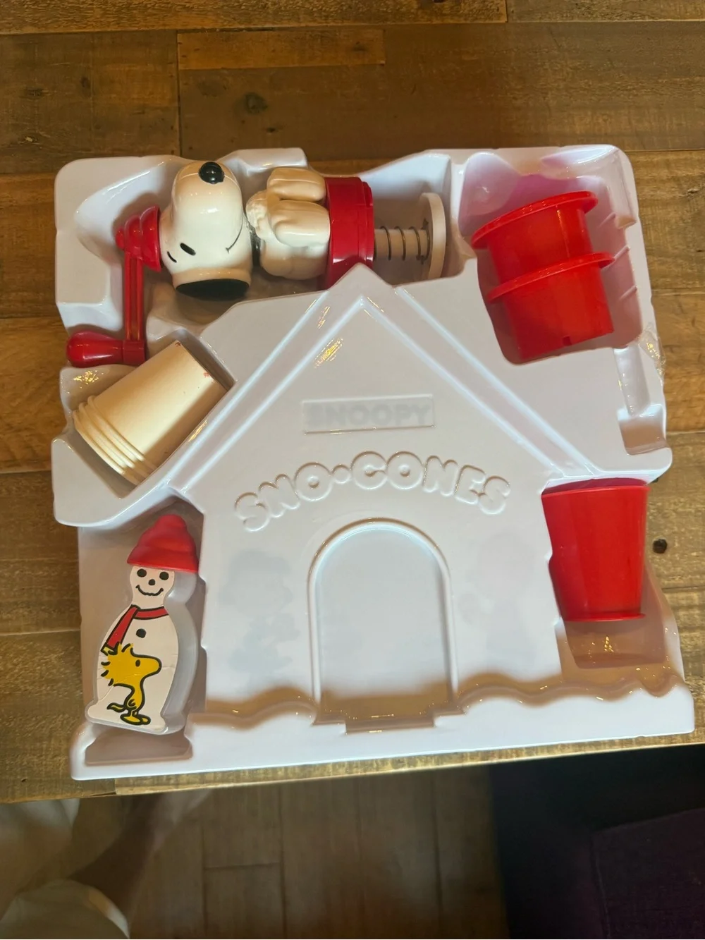 Snoopy Snow Cone Maker for Kids - Red & White